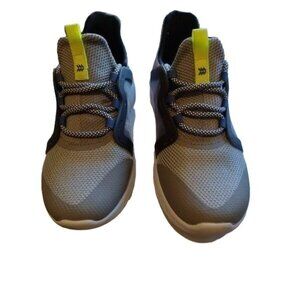 All In Motion Kids' Dash Toggle Performance Athletic Sneakers Gray